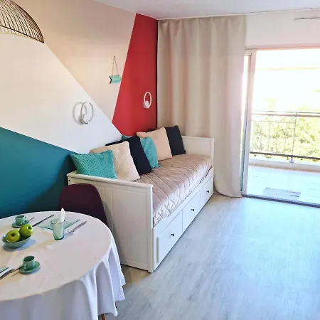 Cosy Holiday * Канны